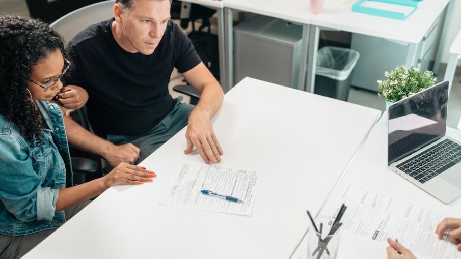 Как проходит банкротство физлица с долгами по кредитам и ЖКХ