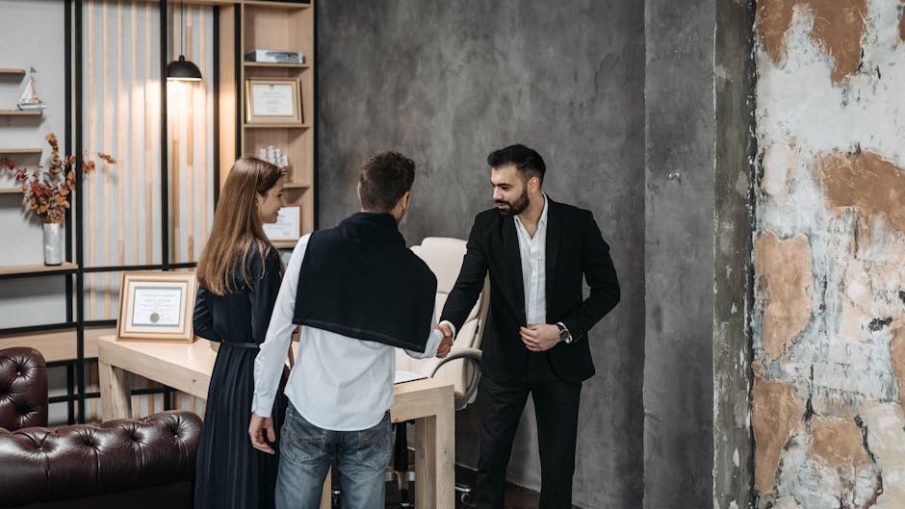 Услуги адвокатов по списанию долгов с минимальной стоимостью и минимальными рисками в суде под ключ РФ