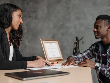 Как банкротство помогает избавиться от долгов по ипотеке и штрафам