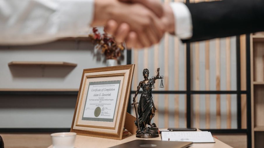 Как проходит банкротство для сотрудников геологии в России