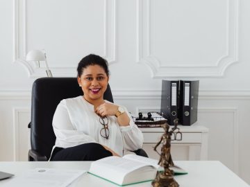 Юрист по банкротству с бесплатной консультацией