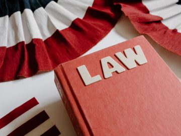 Подача на банкротство с юридической поддержкой