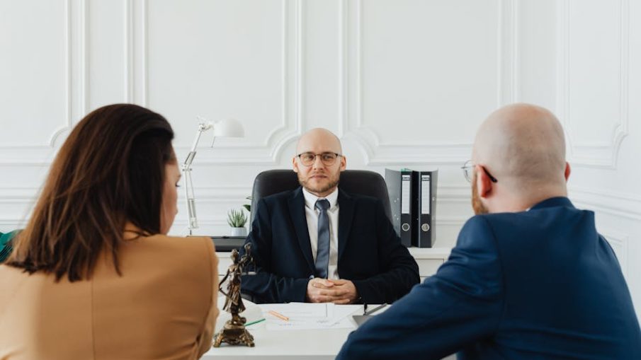 Как проходит банкротство физлица с долгами по коммуналке и займам