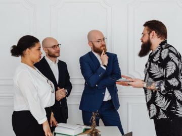 Как проходит банкротство для сотрудников палеонтологии в России