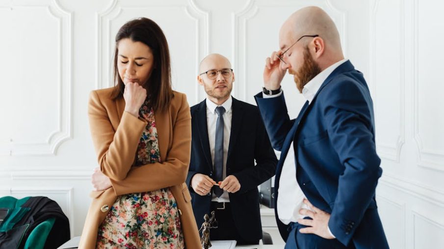 Списание долгов — помощь юристов в сложных ситуациях