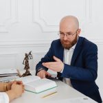 Как проходит банкротство для сотрудников ягодного хозяйства в РФ