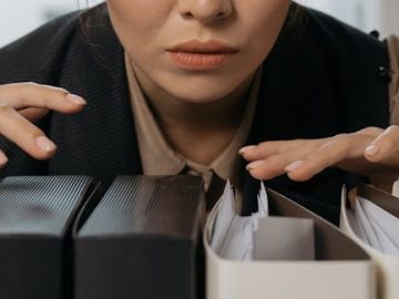 Помощь в законном списании долгов в РФ