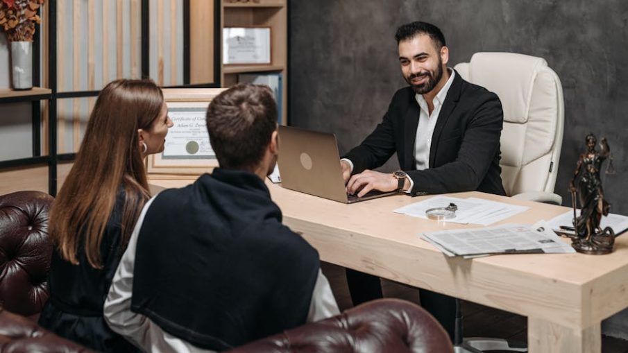 Помощь юриста по банкротству без стресса и рисков