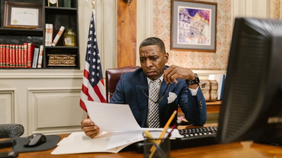 Как проходит банкротство для сотрудников чайного хозяйства в РФ