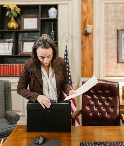 Помощь адвокатов в списании долгов под ключ в РФ