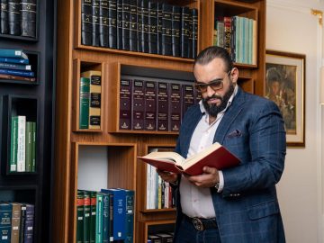 Юрист по списанию долгов с опытом в судах