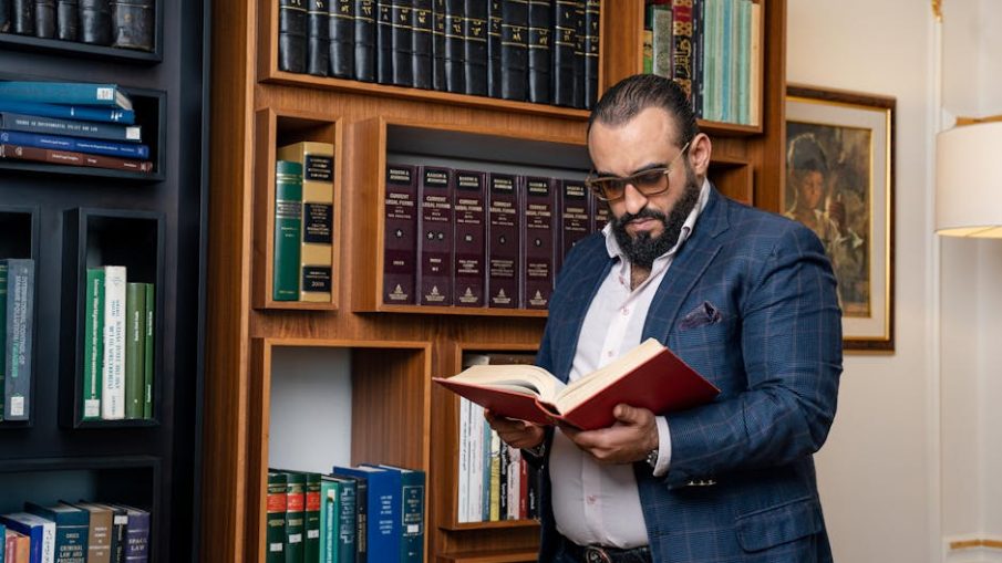 Юрист по списанию долгов с опытом в судах